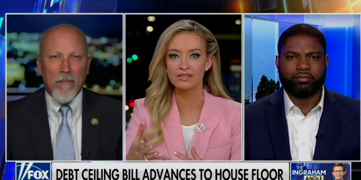 Trump, Kayleigh McEnany’ye “Milktoast” Diyor, Çünkü Elbette, Böyle Yazılıyor