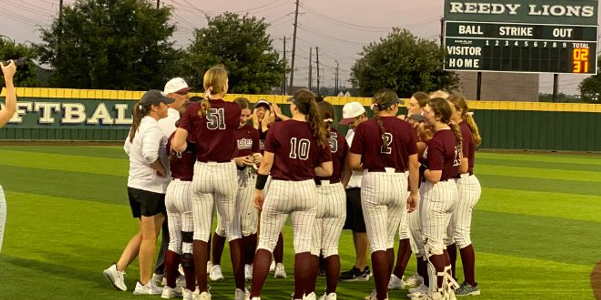STATE PREVIEW Five DFW area softball teams have a chance to win it all VYPE
