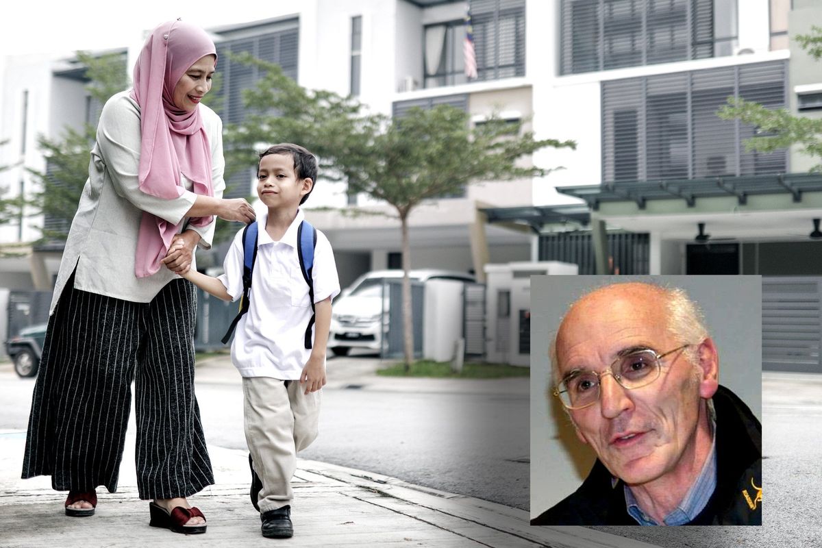 Islamico lascia la scuola che censura Gesù