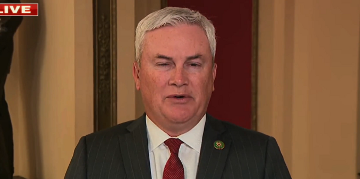 James Comer Bunca Zaman Rudy’nin Rus Casus Osuruğunun Kokusunu Koklaması İçin FBI’a Yalvarıyor Mu?
