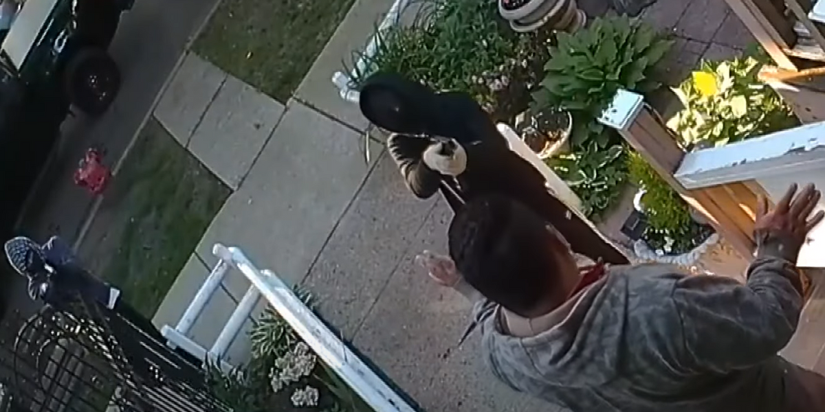NextImg:Video: Chicago father robbed at gunpoint on front porch in broad daylight with children near, police say same armed bandits may have pulled off 48 similar heists