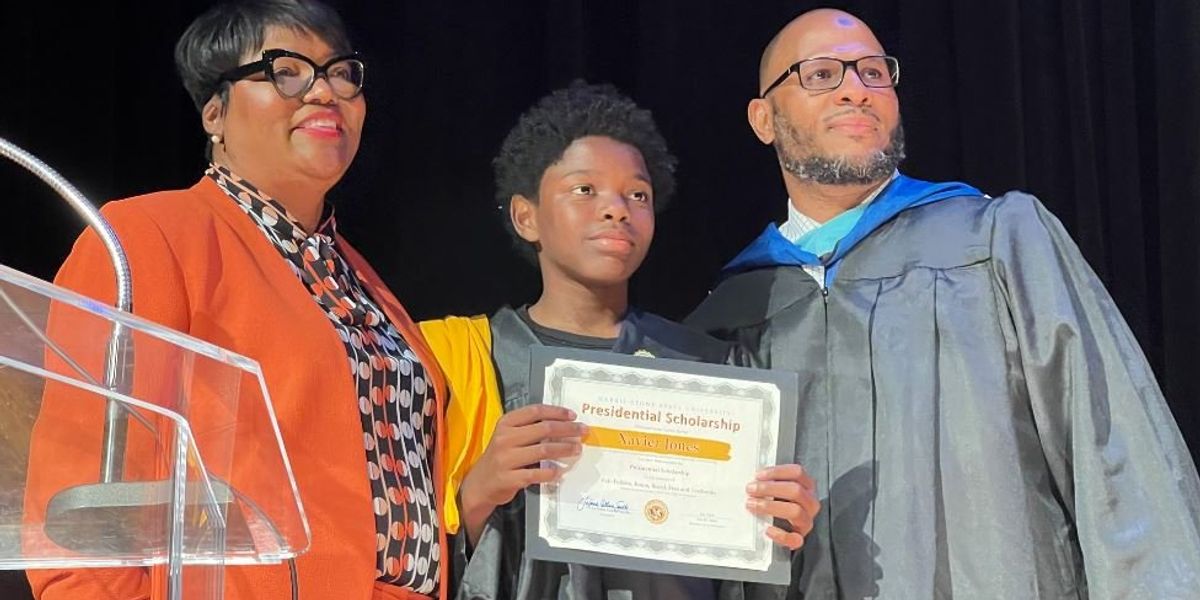 eighth-grader-walks-six-miles-to-middle-school-graduation-upworthy