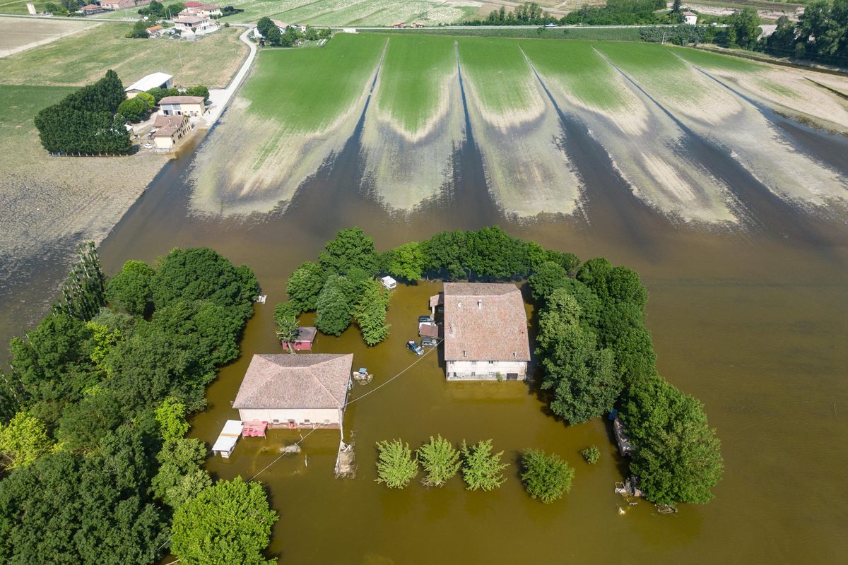 «Romagna sott’acqua? Non è colpa del clima»