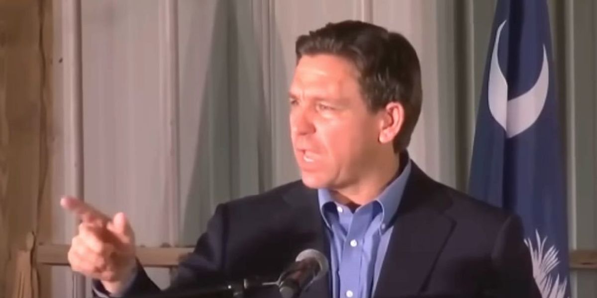 NextImg:Ron DeSantis obliterates heckler who yelled 'f***ing fascist' during rally: 'We’re not letting them indoctrinate our kids!'