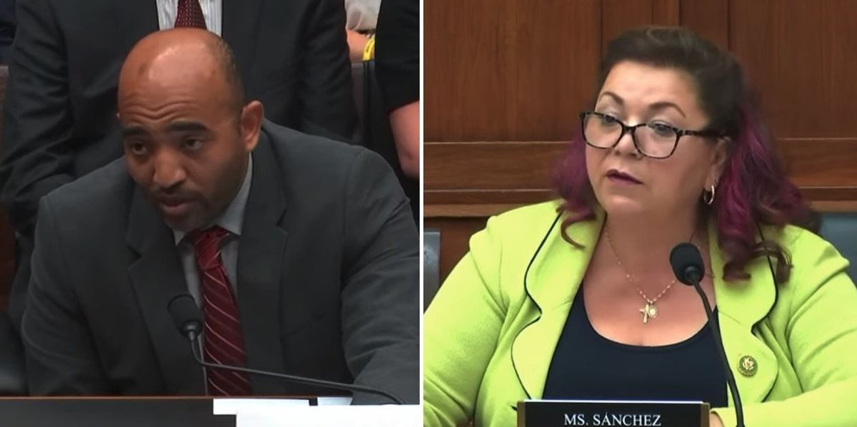 NextImg:Dem lawmaker tries to blame FBI whistleblower for conspiracy theory about Jan. 6 — but fails miserably
