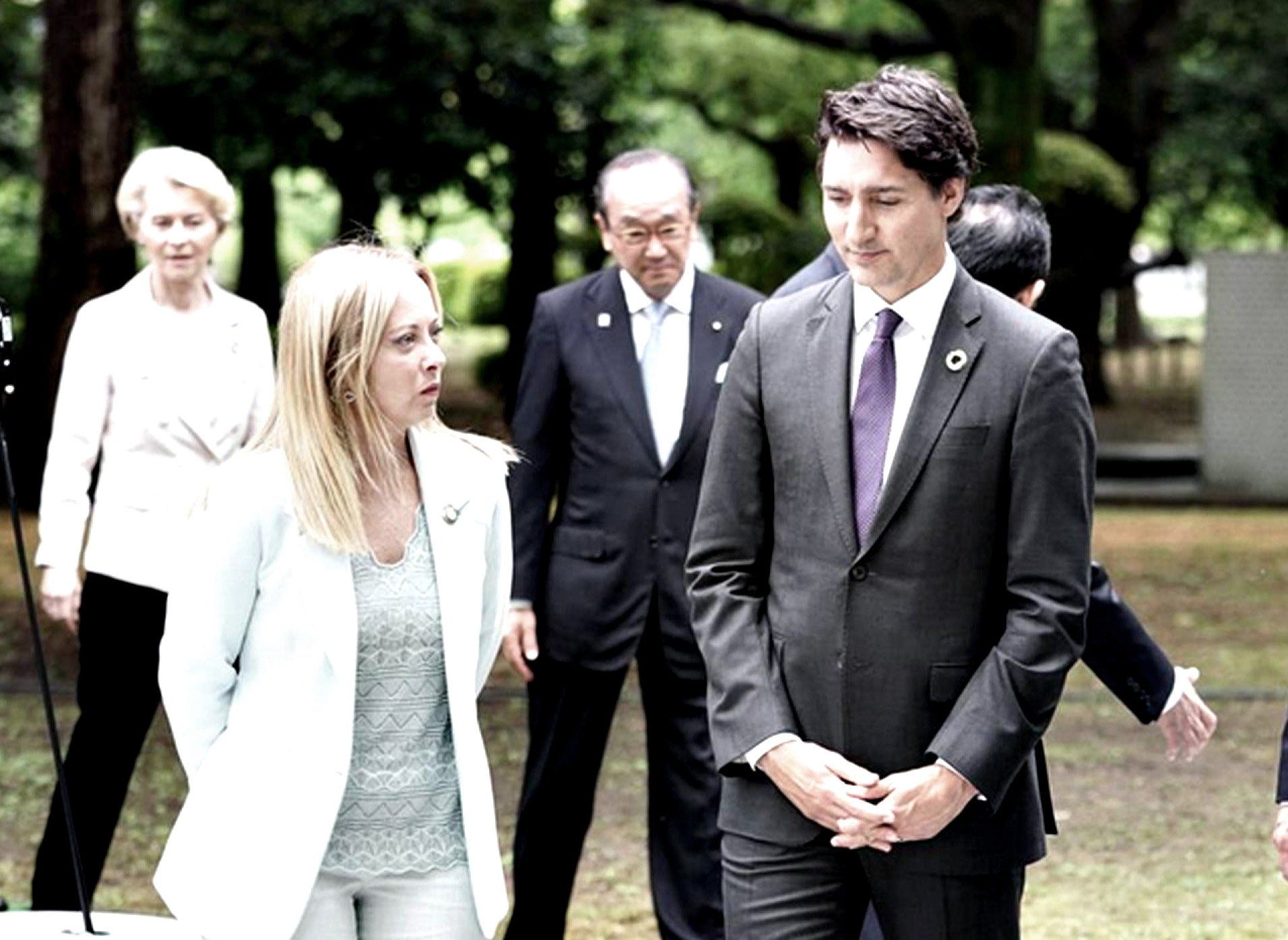 L’uomo che ha sequestrato i soldi ai canadesi viene a darci lezioncine di libertà sui gay