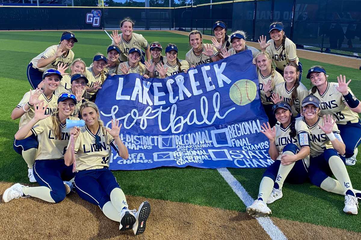 THE RIVALRY: Lake Creek advances to Regional Finals with sweep of Barbers Hill