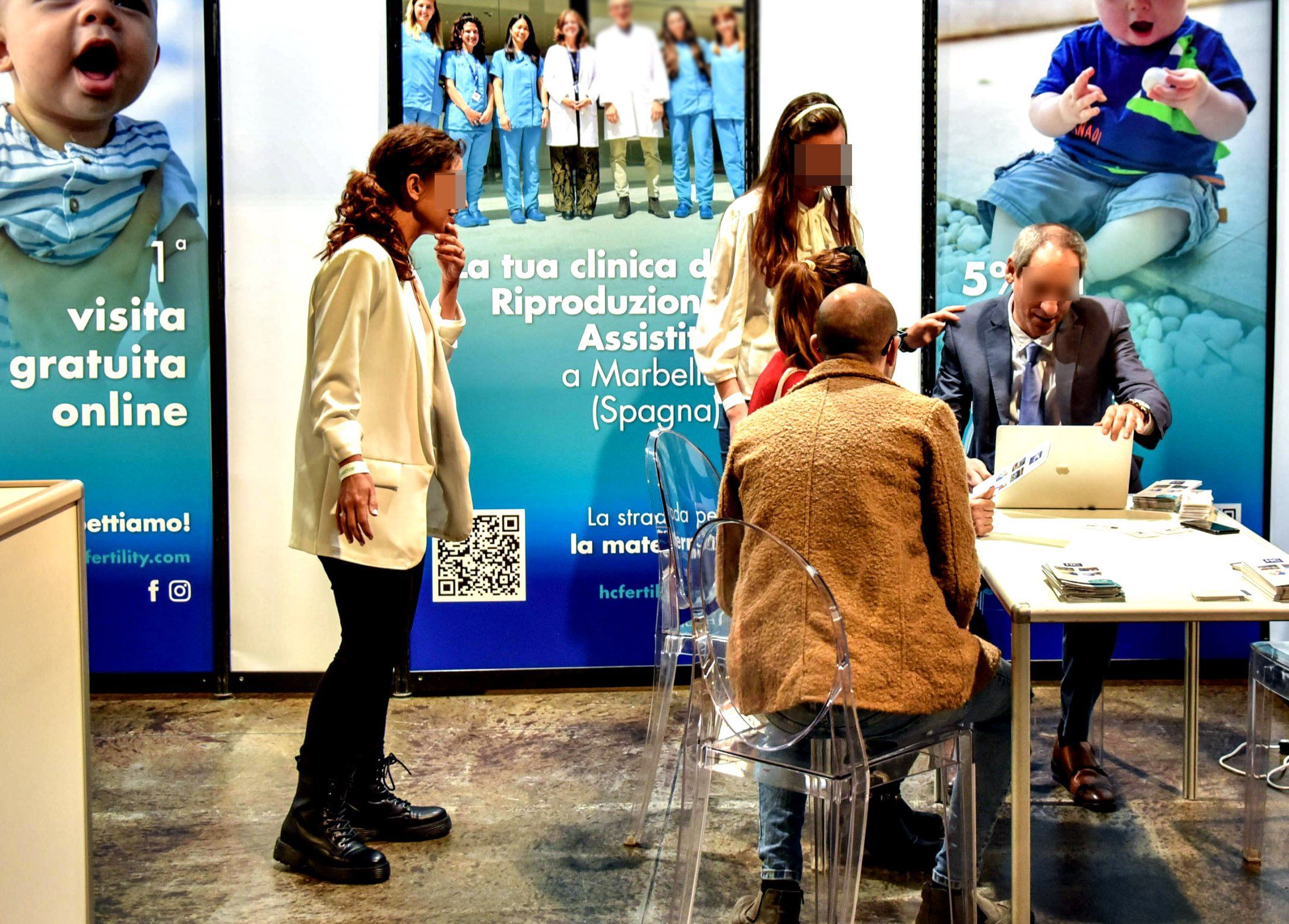 Alla fiera di Milano ho affittato un utero dopo cinque minuti