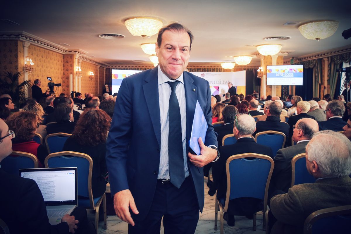 Maurizio Leo: «Delega fiscale entro l’estate. Poi tredicesime più ricche»