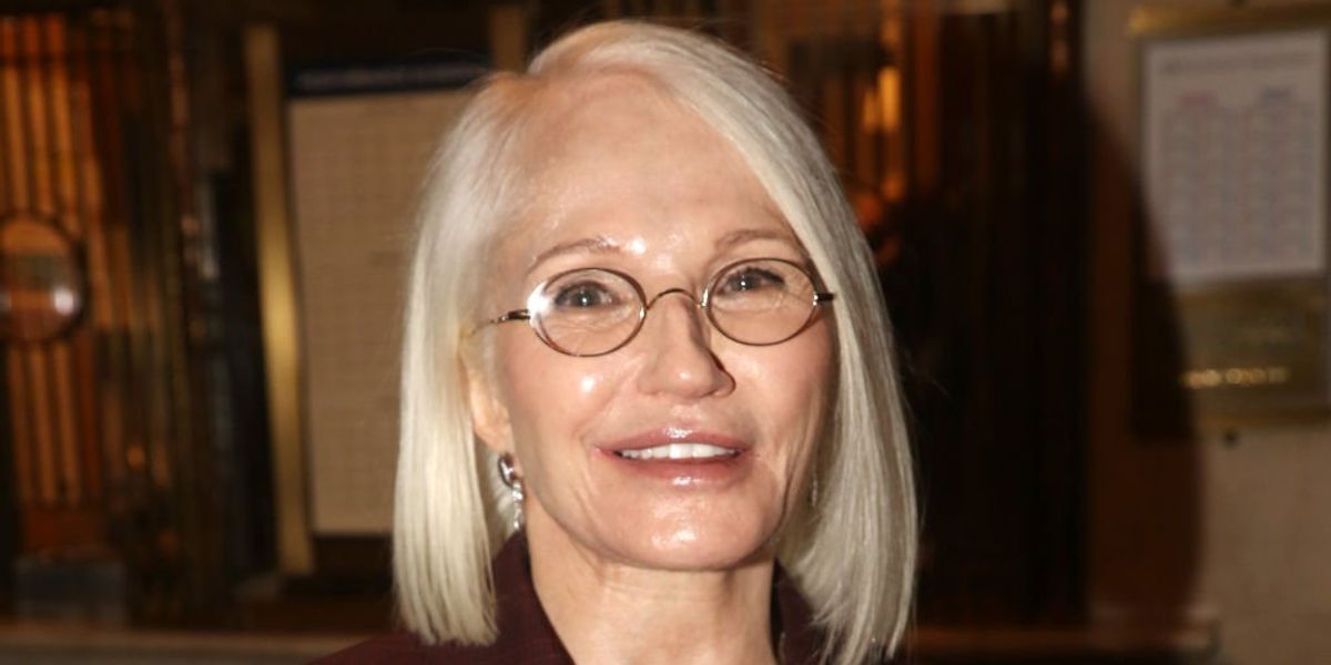 NextImg:'F*** them one and all': Actress proclaims her hatred for all Republicans in vitriolic, profanity-laced tweet
