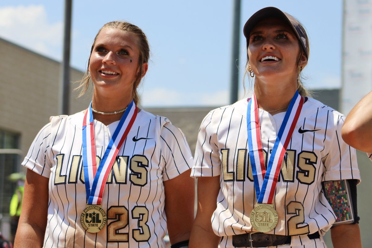 BACK2BACK: Stars of Lake Creek reflect on second State Title; photo gallery