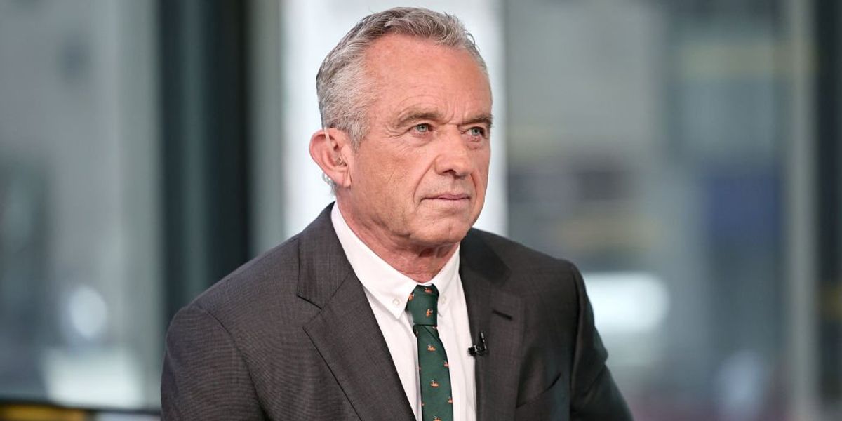 NextImg:RFK Jr. tells Musk he wants to permanently seal the US-Mexico border; links mass shootings to pharmaceutical drugs