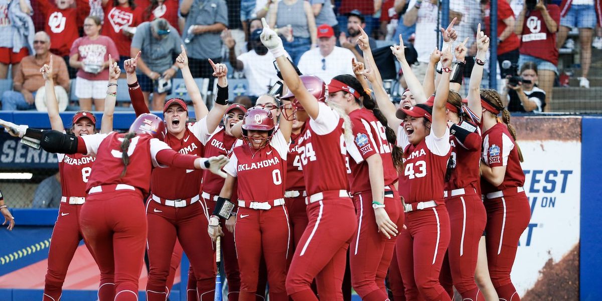 NextImg:'Fixing our eyes on Christ': ESPN reporter asks nat'l champion Oklahoma softball players how they maintain 'joy' — and they all point to Jesus