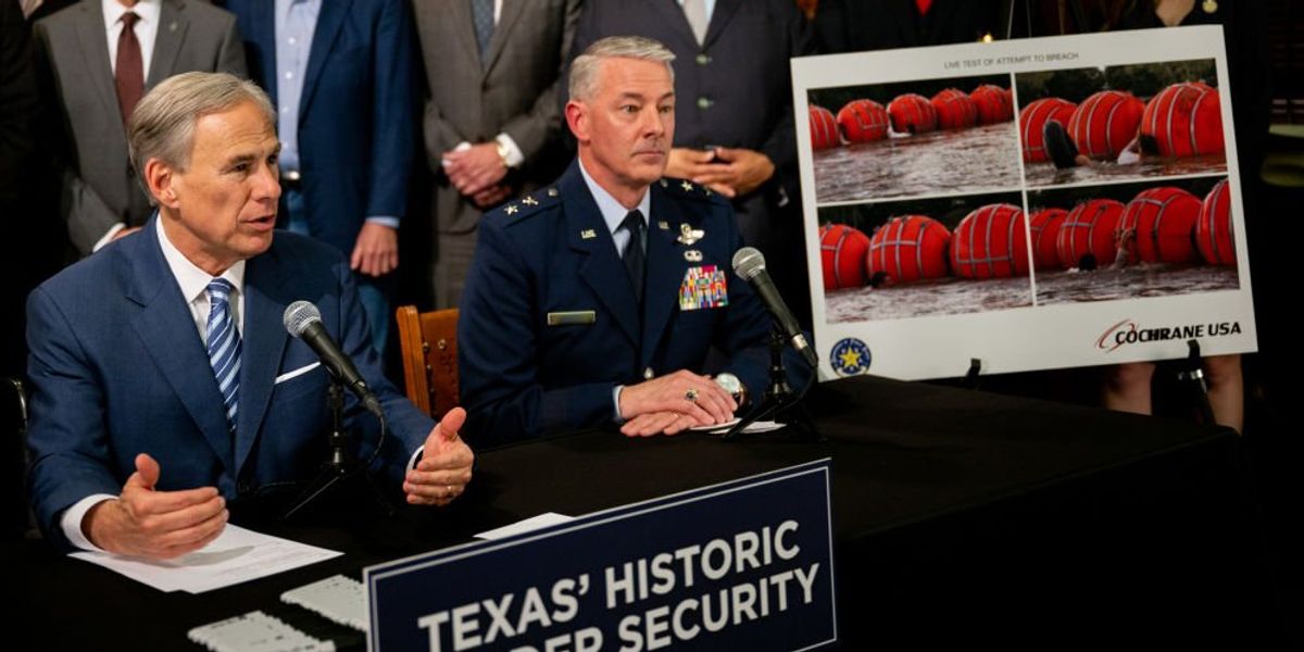 NextImg:Texas to place floating barrier in Rio Grande to deter migrants from illegally crossing river