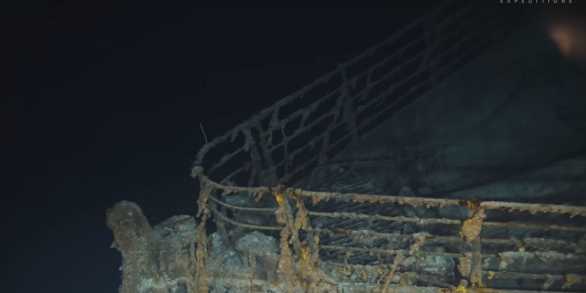 Titanic-bound submersible goes missing in Atlantic Ocean; massive rescue efforts under way