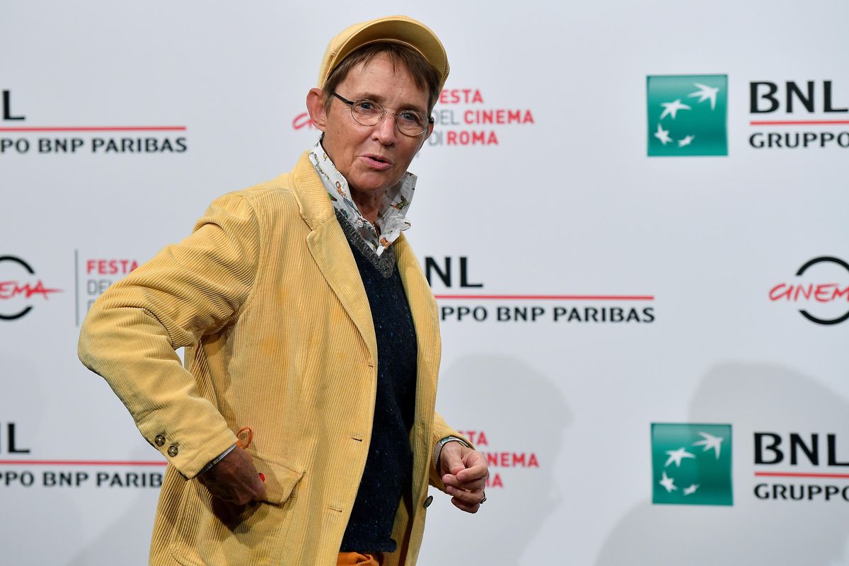Susanna Tamaro: «Quanti silenzi su obbligo vaccinale e danni»