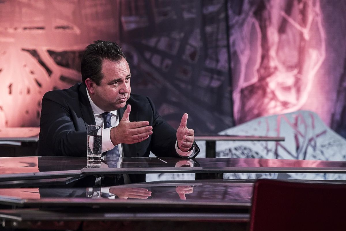 Violò il segreto sui verbali di Amara: l’ex pm Davigo condannato a 15 mesi