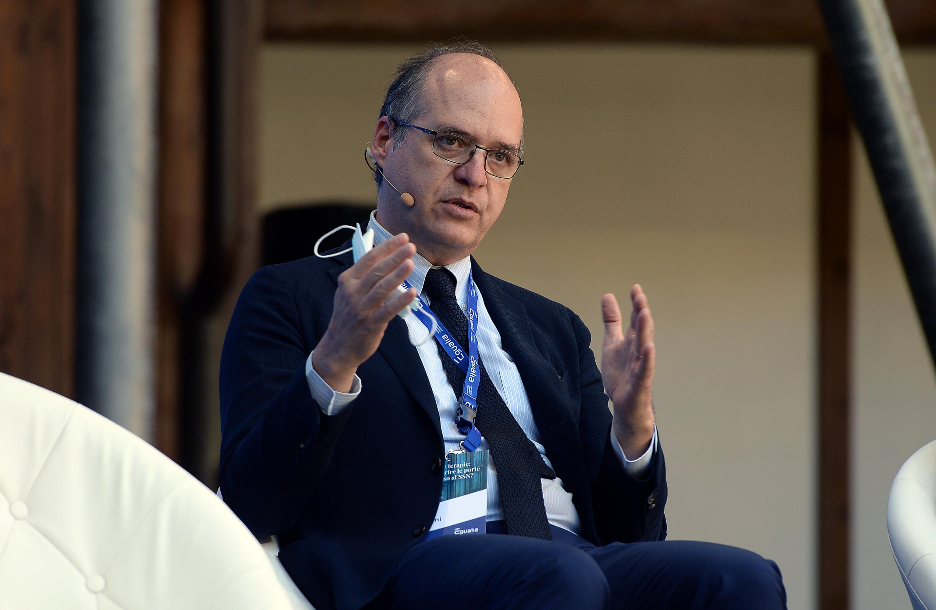 Incredibile confessione di Aifa «Non abbiamo dati sui vaccini»