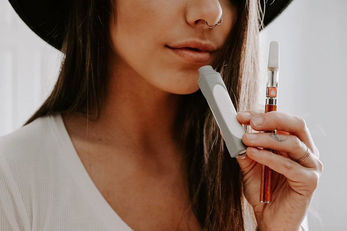 Eliminate secondhand vape smoke with this groundbreaking personal filter