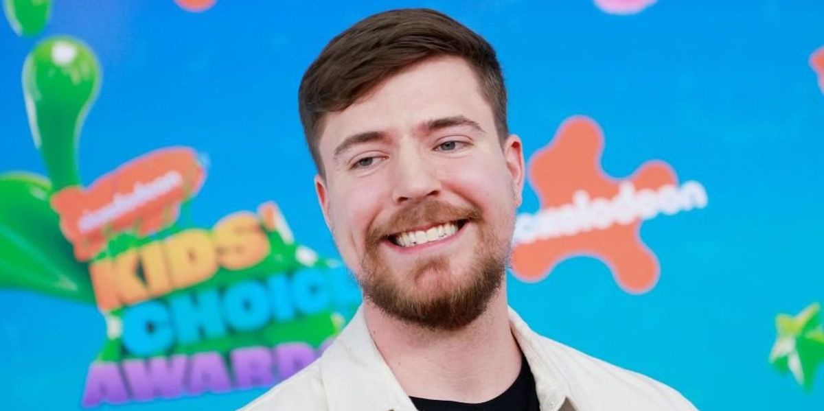 NextImg:YouTube star reveals message inviting him to join doomed Titanic sub voyage: 'I could have been on it'