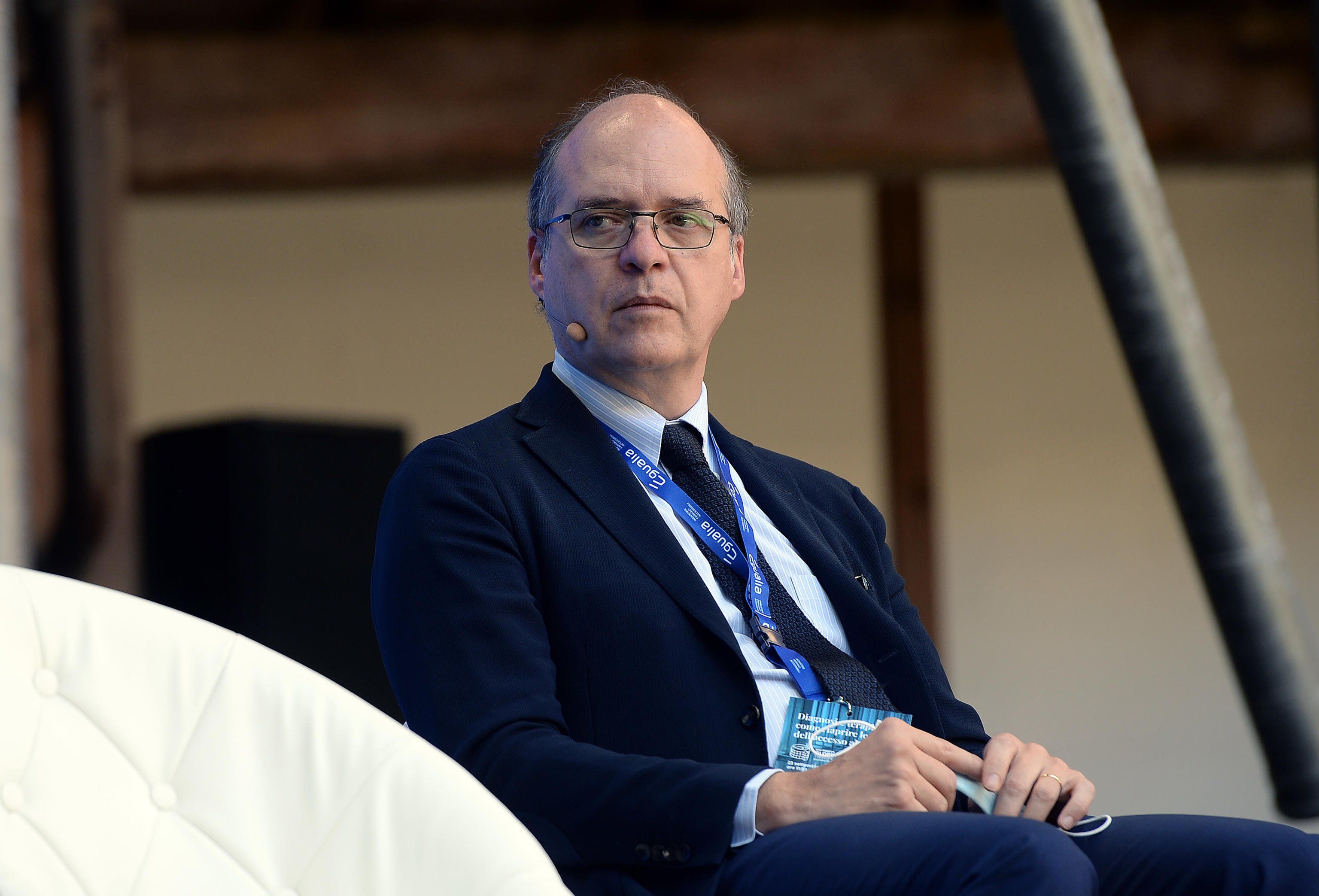 Il conflitto d’interessi di Magrini: con l’Aifa finanziò un suo progetto