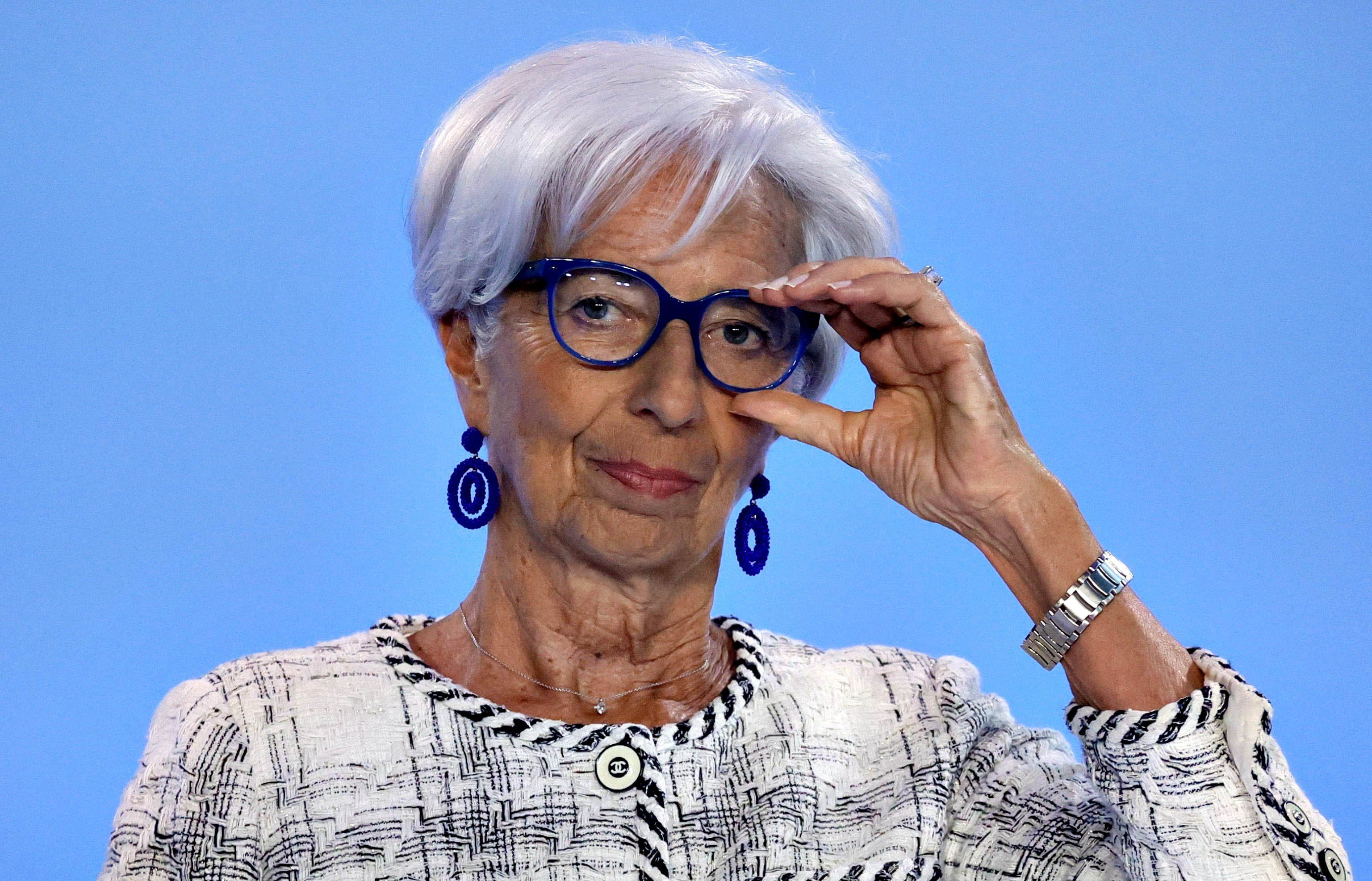 La Lagarde annuncia altri rialzi e spacca l’Ue