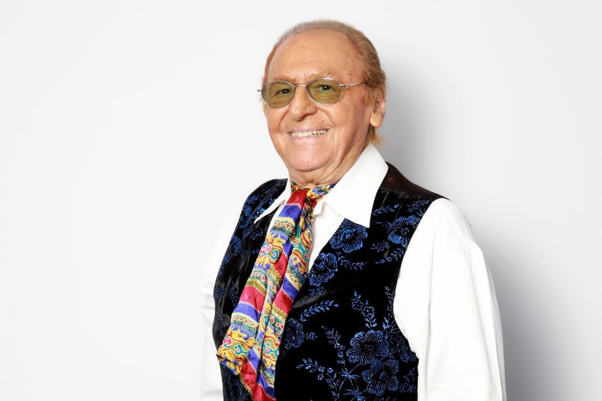 Renzo Arbore: «Rai, l’ad Sergio faccia come in radio: un servizio pubblico»