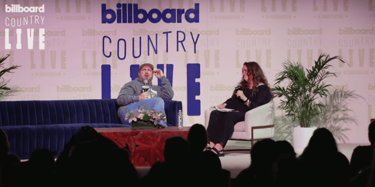 Garth Brooks Being Woke, Stinky And Christlike, Says NO ASSHOLES ALLOWED - Vimarsana News