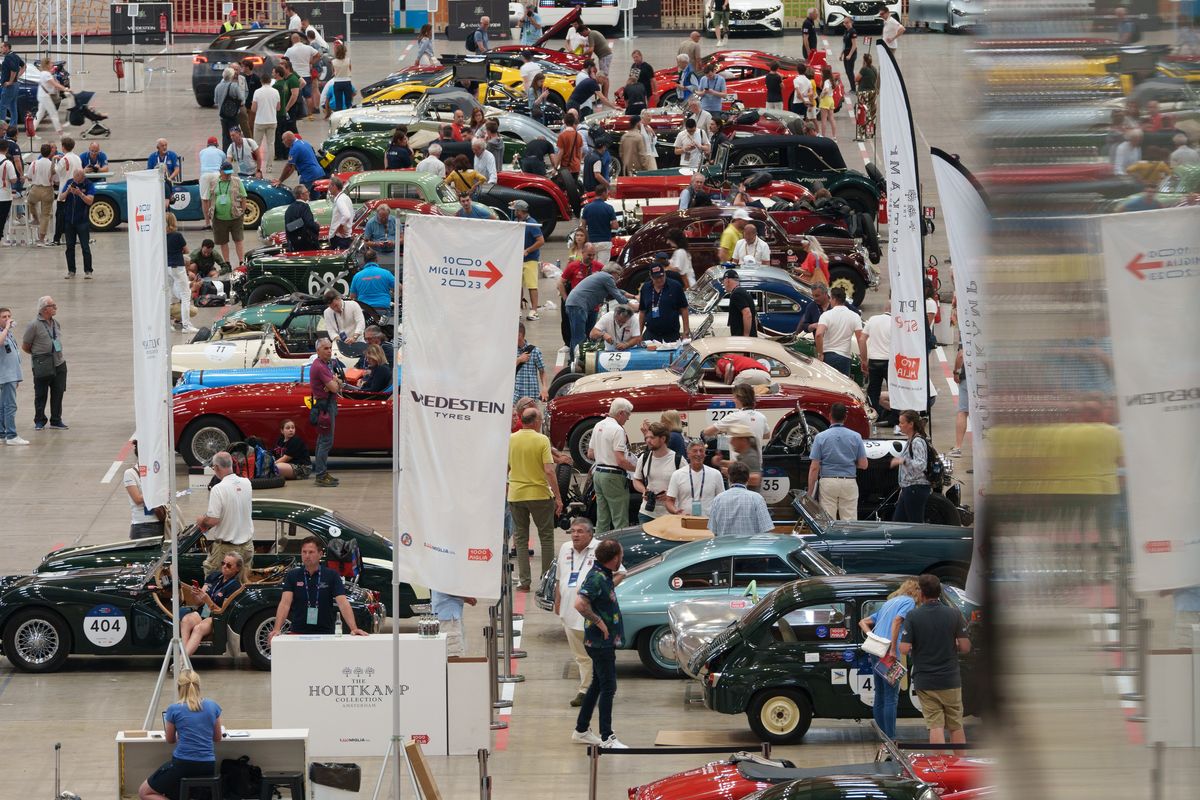 1000 Miglia 2023 al via da Brescia
