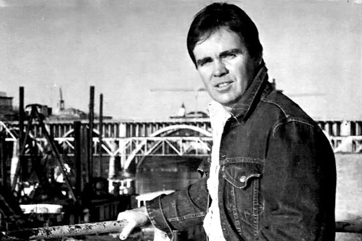 McCarthy, l’innamorato dell’oscurità rischiarata solo dalla figura del padre