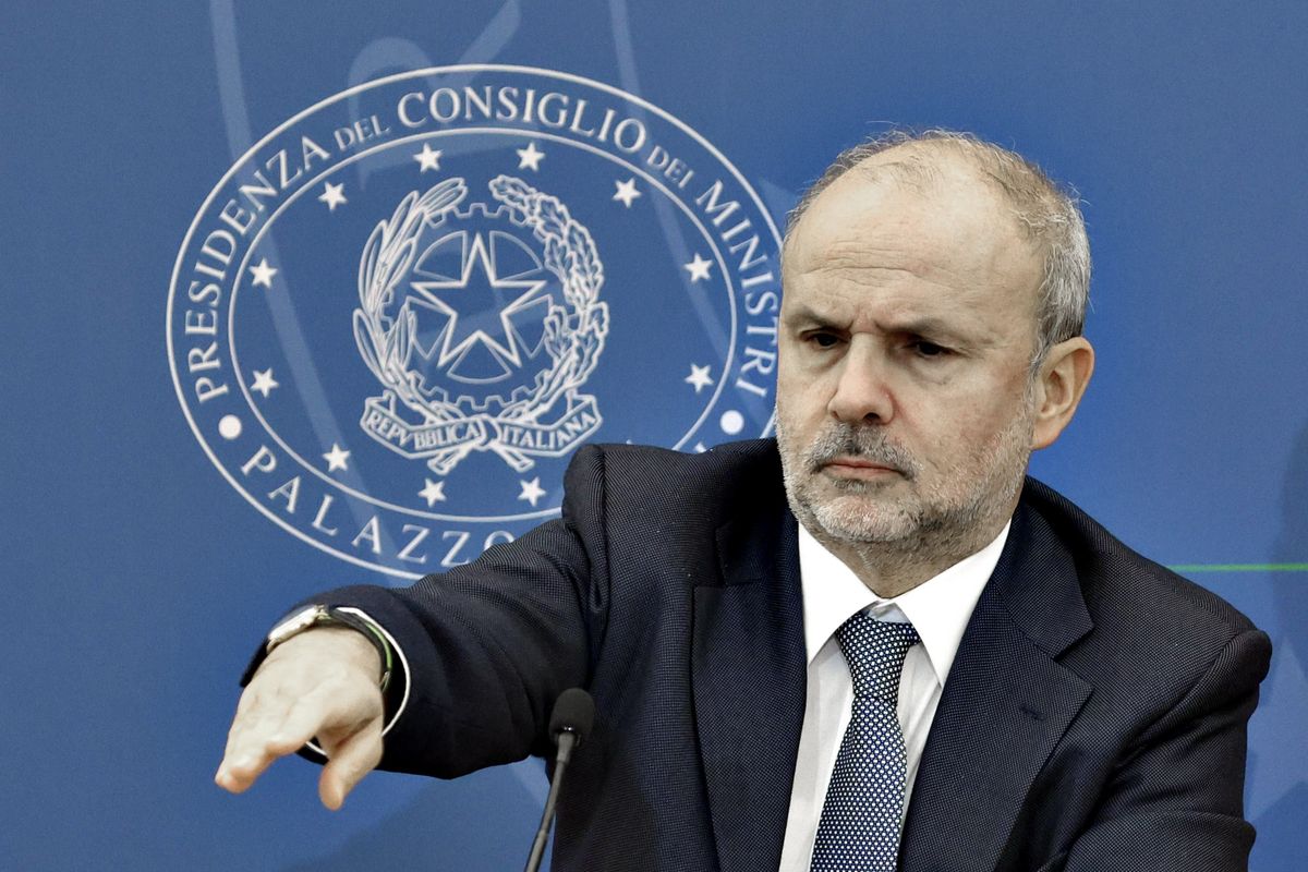 Consulenti di Schillaci in conflitto d’interessi