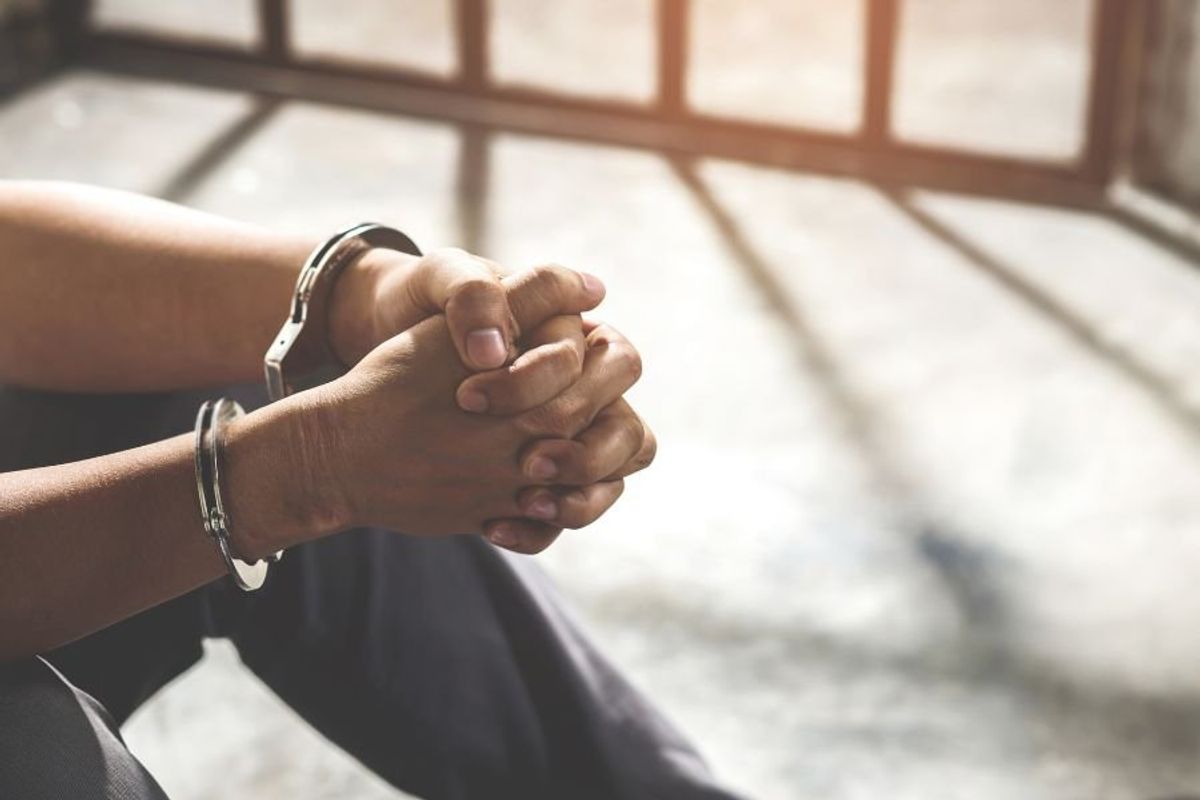 correctional officer; prison; born behind bars; inmates baby; Roberta Bell