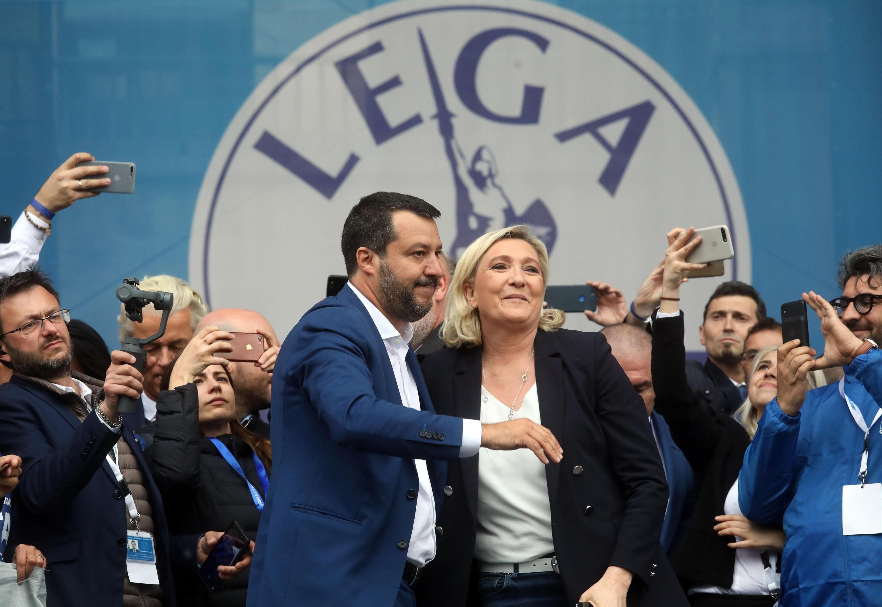 Salvini prova a prendersi un pezzo del Ppe