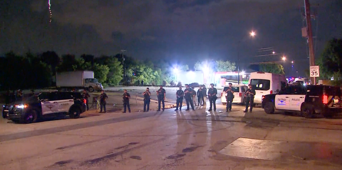 NextImg:3 killed, 8 injured, including a juvenile, in mass shooting after Independence Day party in Fort Worth