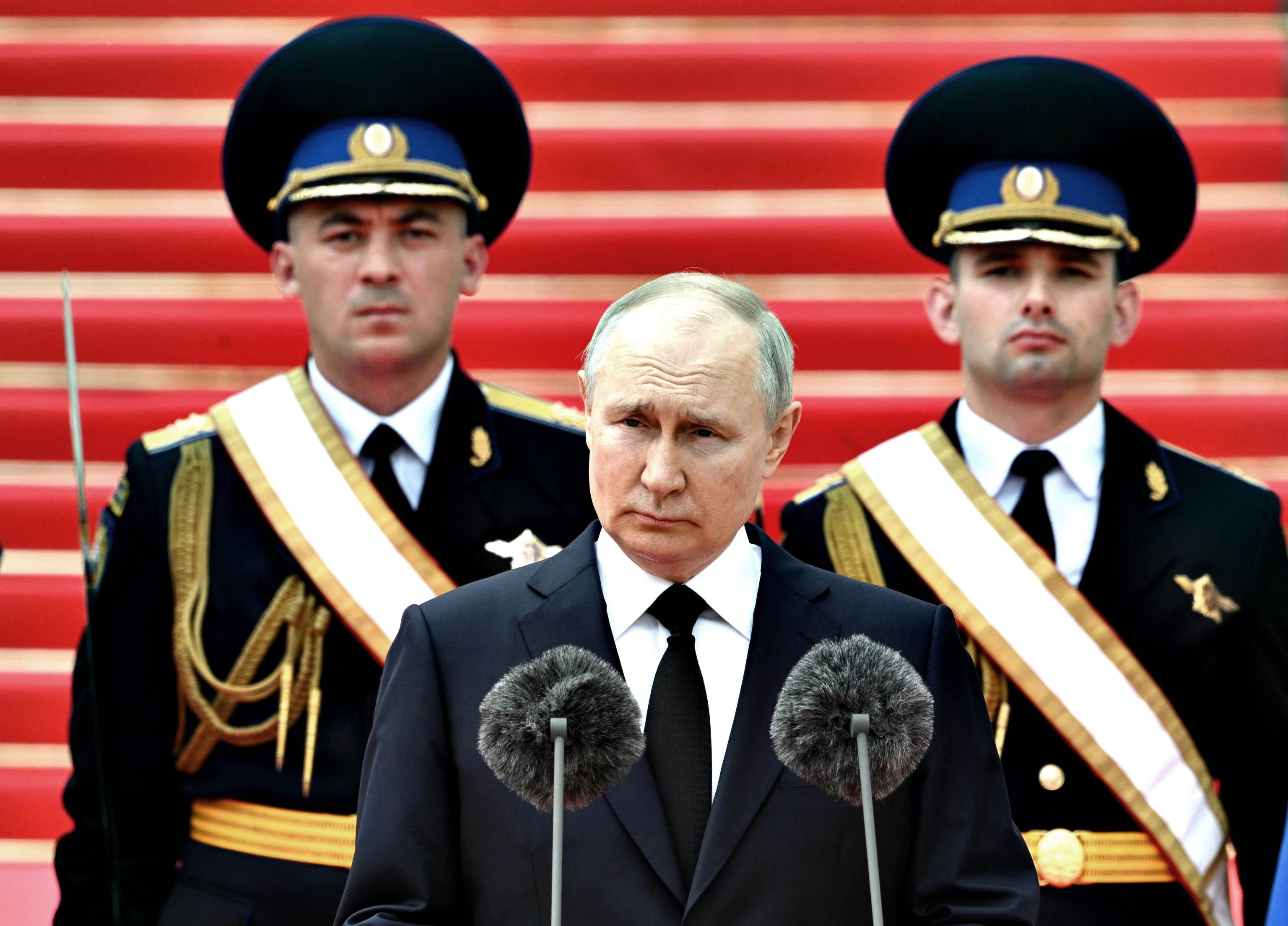 Putin fa i conti con i mercenari: pagati da noi