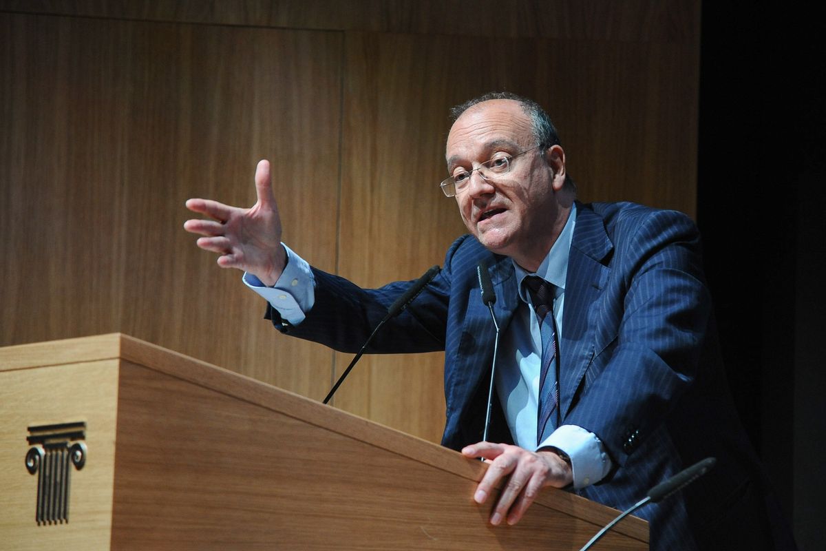 Pezza sul 9 in condotta dopo gli spari alla prof