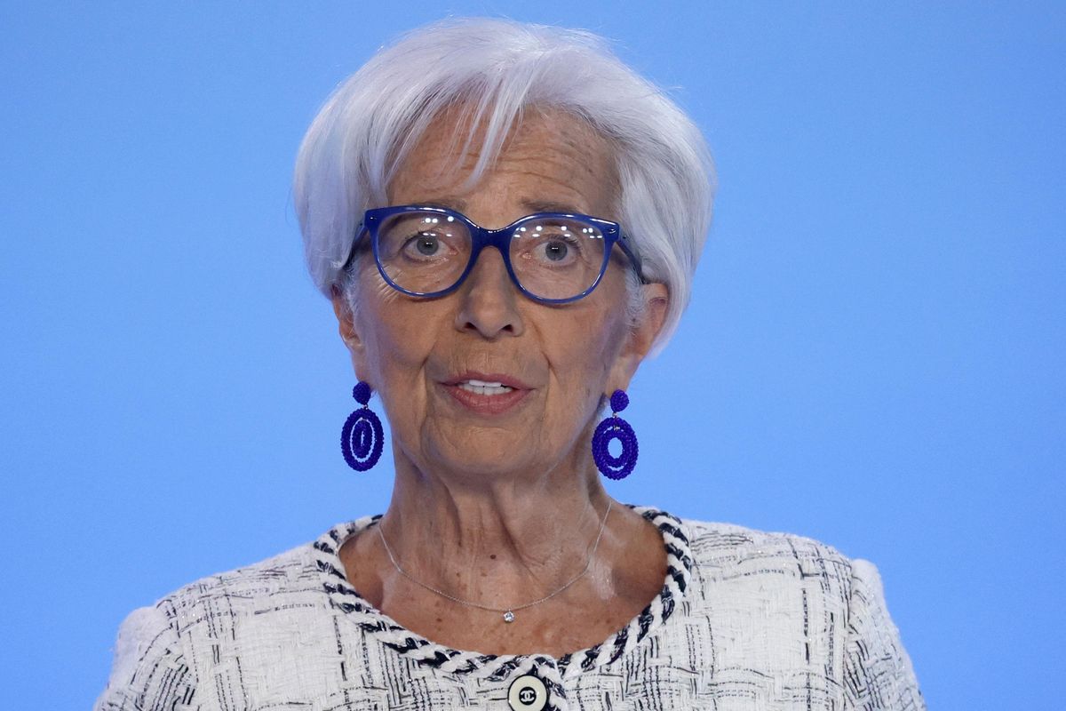 Domani in Aula si discute di ratifica. E il premier contesta la Lagarde
