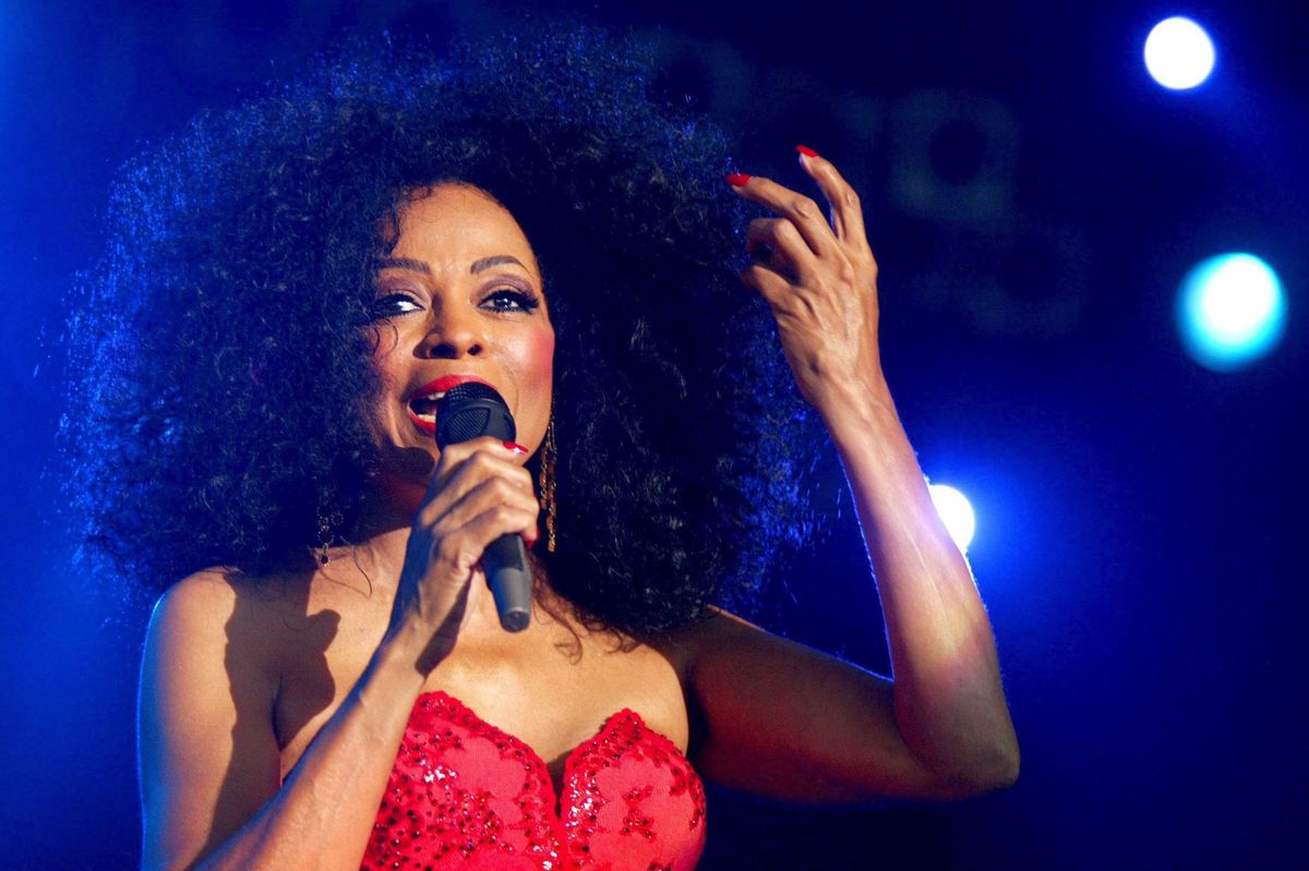 Diana Ross 61 Performs on Stage at the Start of Her Greatest-hits-tour