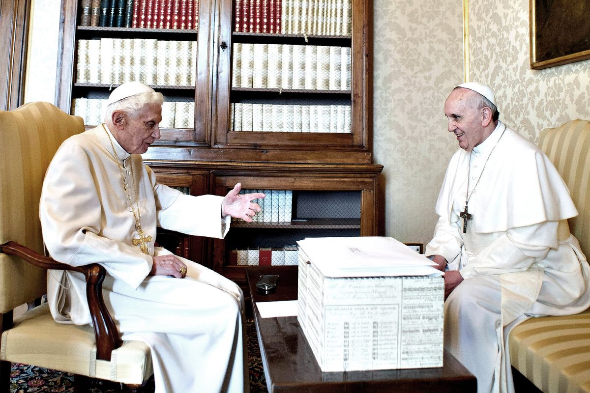 Bergoglio chiude l’epoca Ratzinger con un progressista al Sant’Uffizio