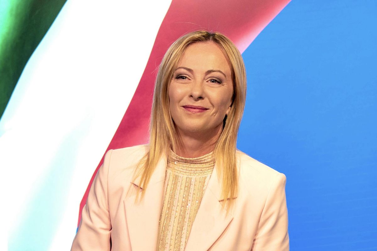 La Meloni archivia il concorso esterno