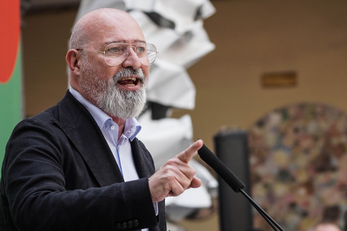 Nel 2011 appello al Pd per bonificare i fiumi dell’alluvione in Emilia