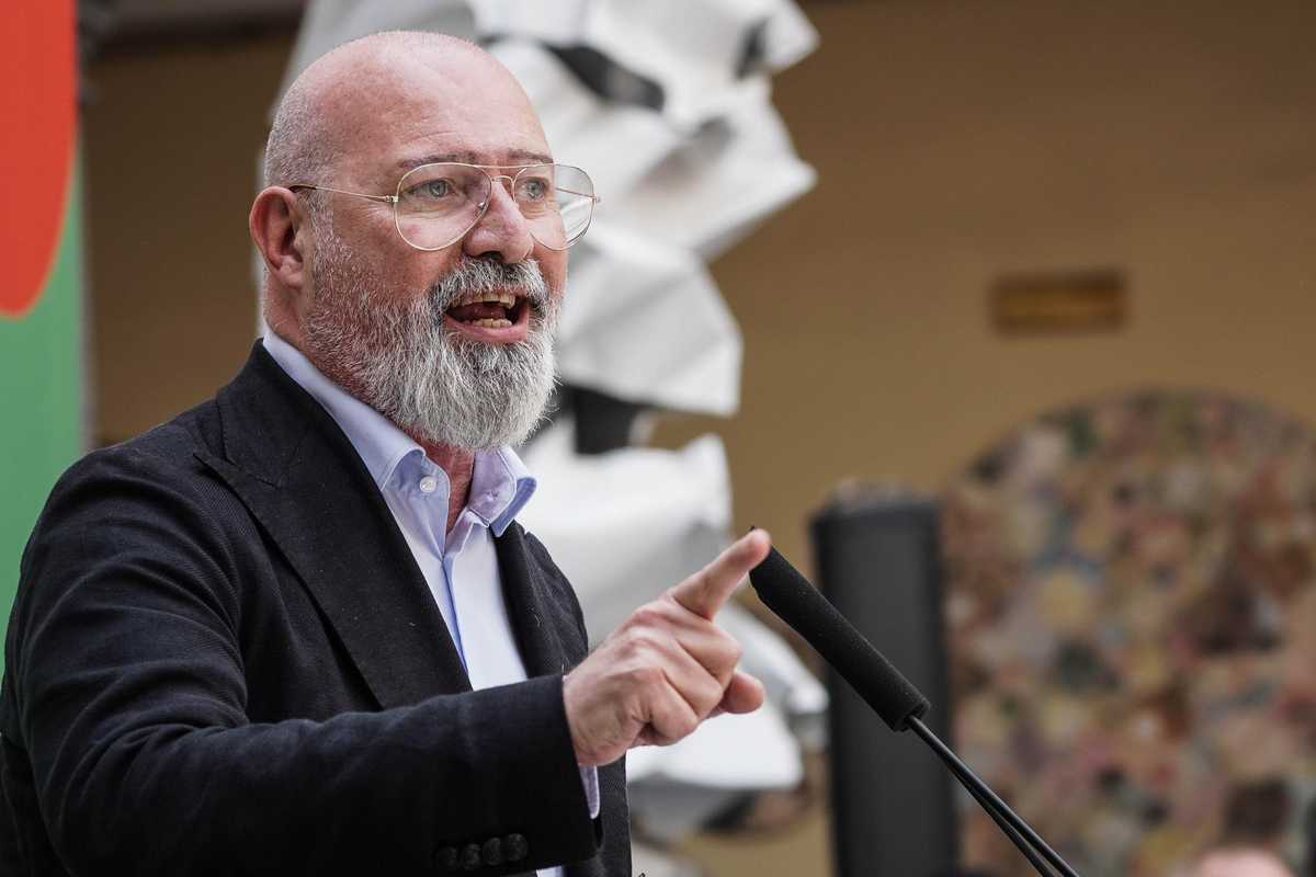 Nel 2011 appello al Pd per bonificare i fiumi dell’alluvione in Emilia