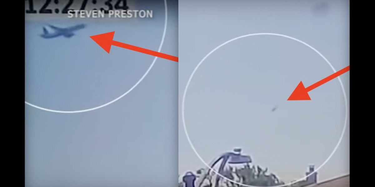 NextImg:Video captures moment emergency slide falls from United Airlines plane. It landed in a Chicago neighborhood.