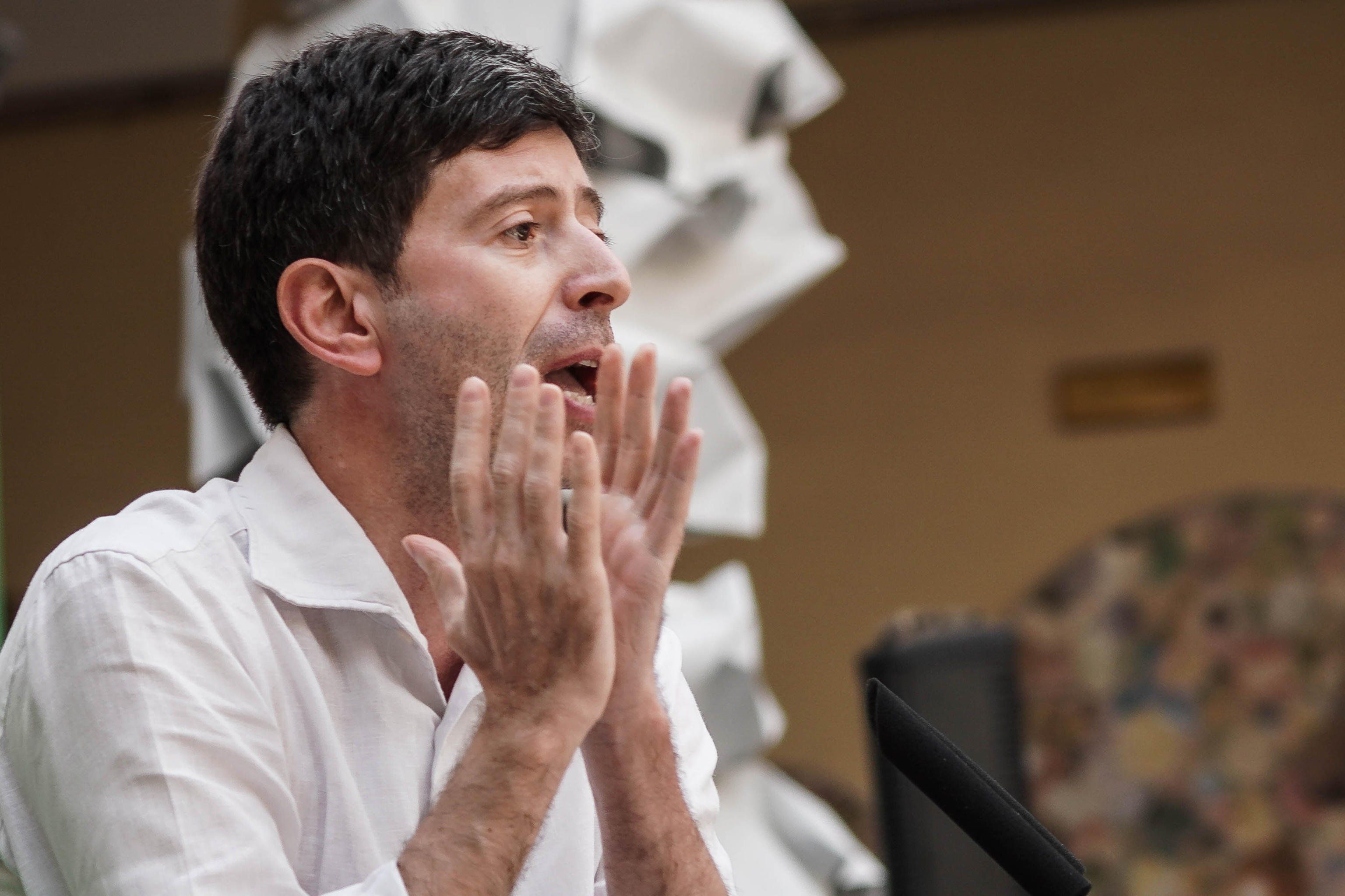 Il Pd sulle barricate per tagliare il salario ai lavoratori privati