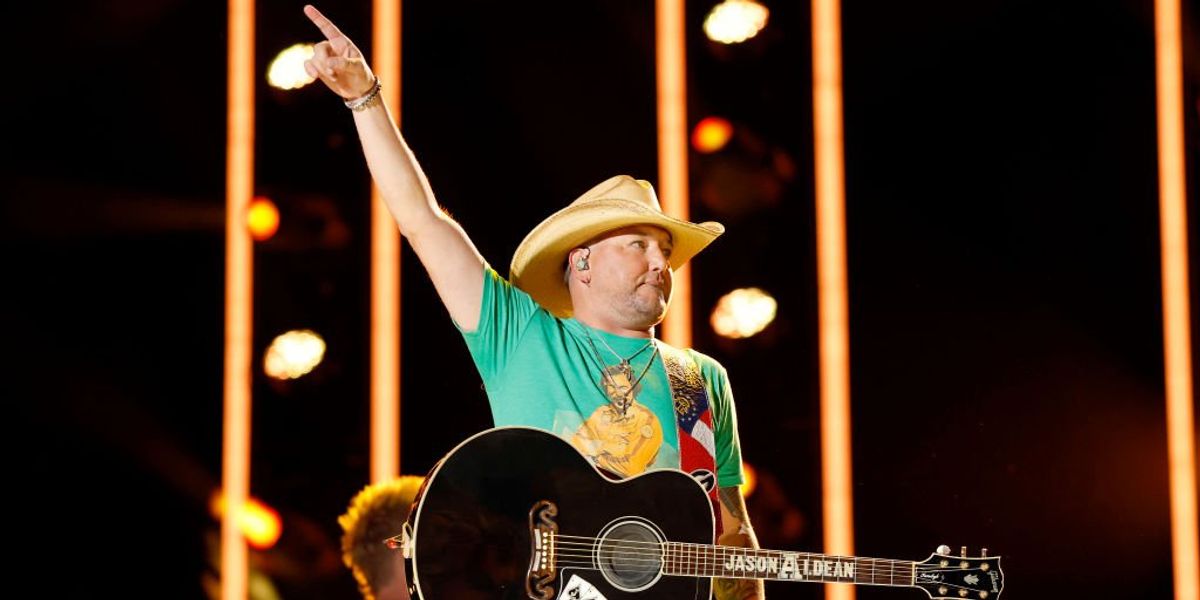 NextImg:Jason Aldean's anti-woke anthem shoots to #1 on iTunes, blowing past Taylor Swift and K-pop stars, following CMT drop