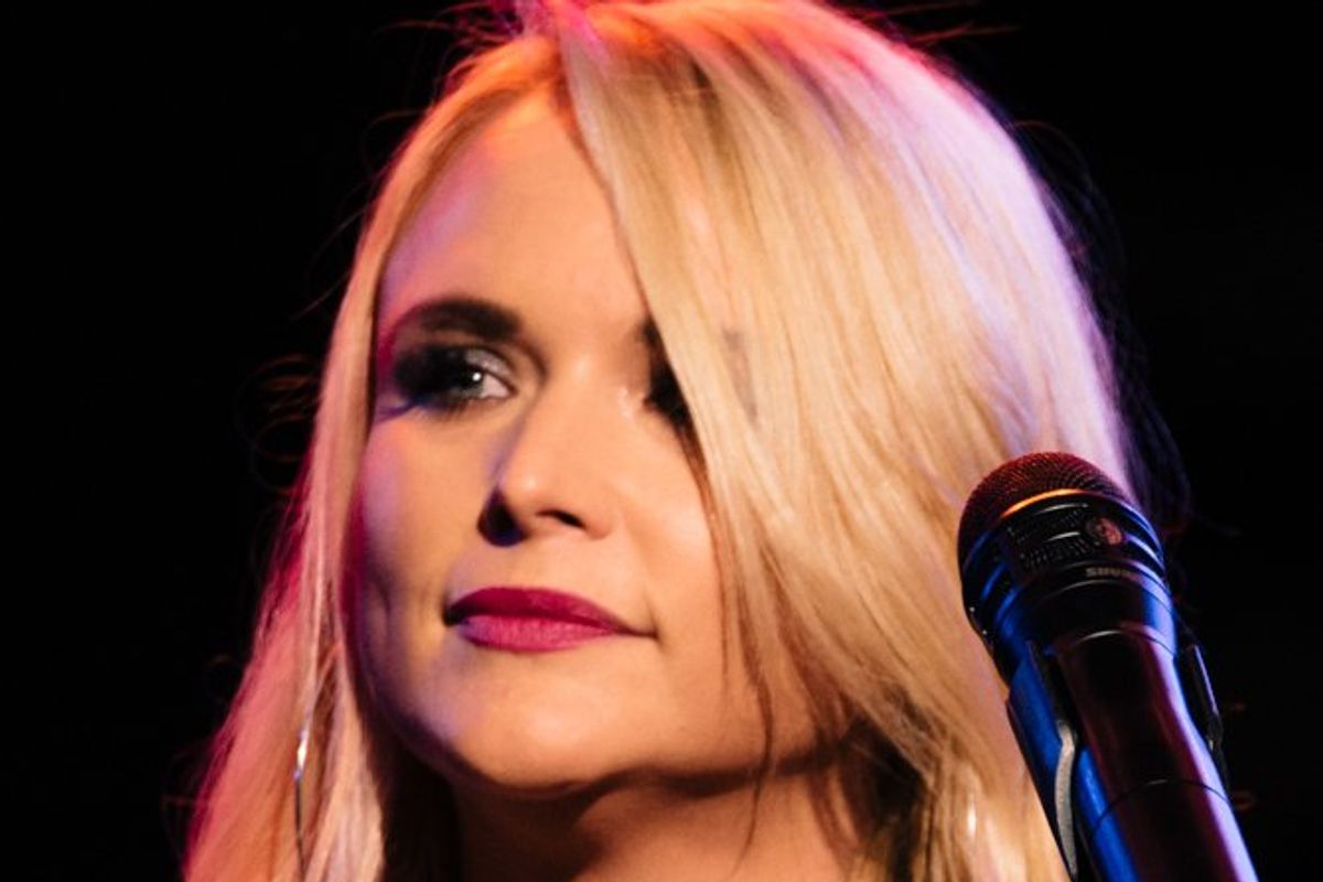 miranda lambert selfie, miranda lambert