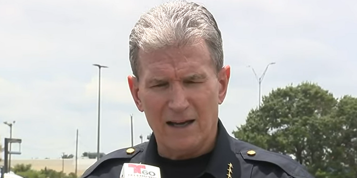 NextImg:2 would-be robbers shot dead by armed man at Texas ATM, police say