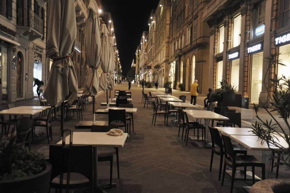 L’esperto getta la maschera: «Il popolo obbedirà in caso di nuovo lockdown»