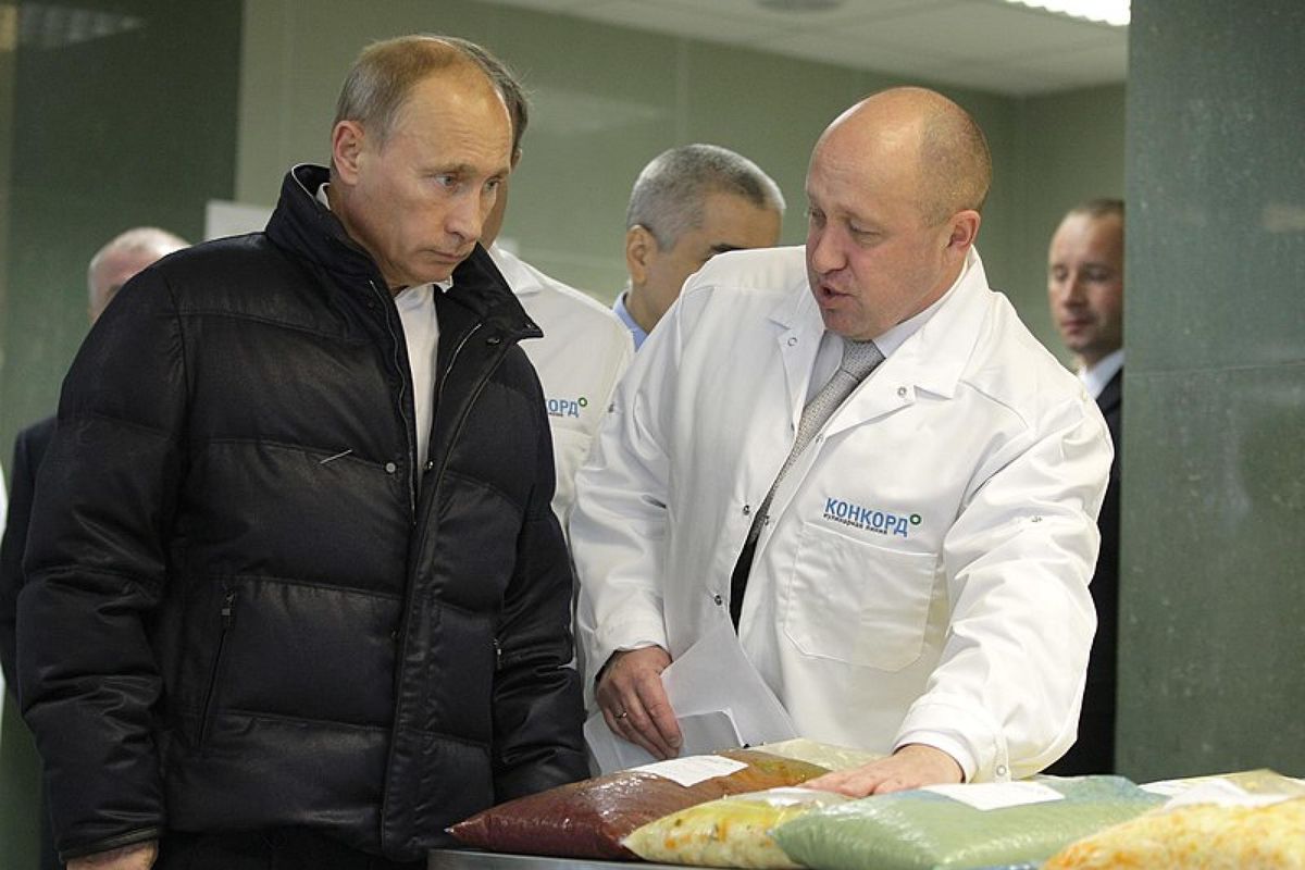 Putin conferma: «Ho visto il cuoco». Salta il capo dell’operazione speciale