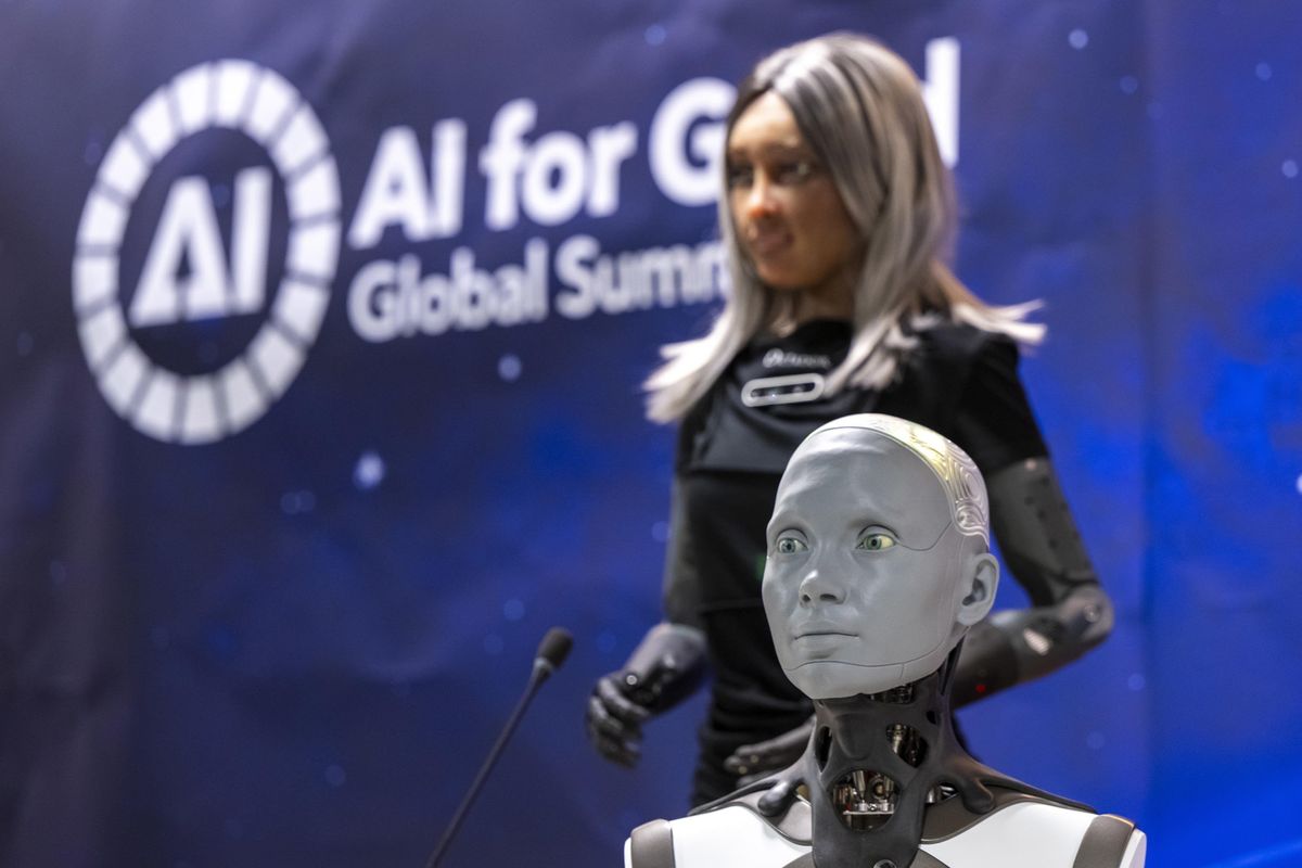 «Noi robot governeremo meglio di voi»